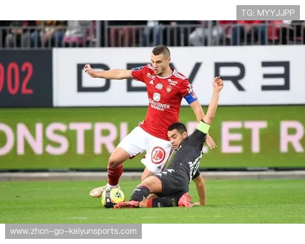 法甲豪门传闻：转会市场暗潮涌动