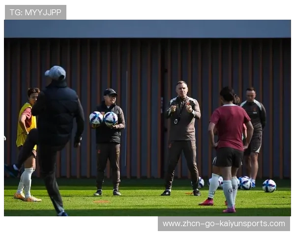 中国足球改革背景下外籍教练与本土教练合作方式，中国足球外籍教练年薪