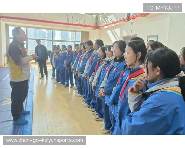 世界举重康复在线课堂新增伤后功能性训练全流程课程，举重伤病